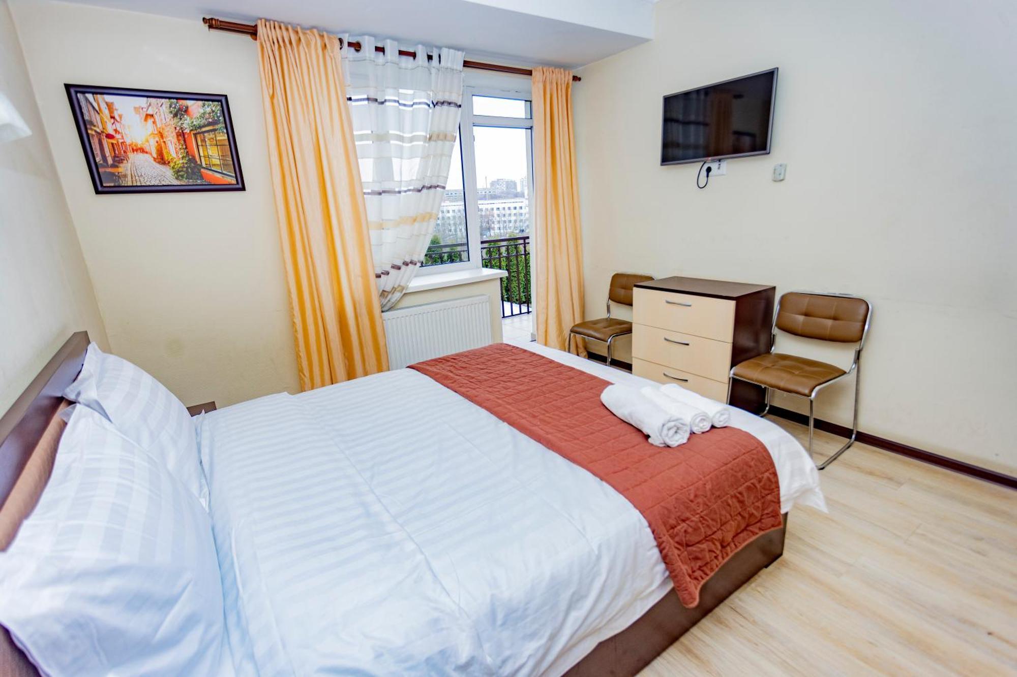 Lolo Hotel Chişinău Esterno foto